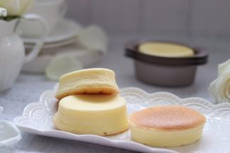 蛋糕柔软细腻，十分美味。