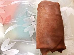 从一头往另外一头卷起