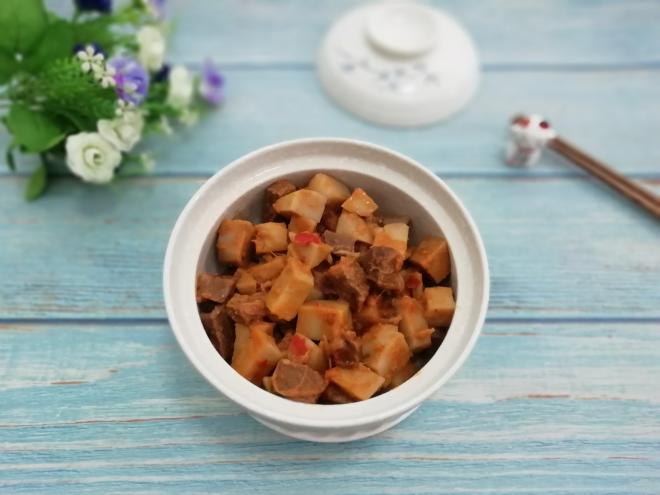 牛肉炖芋头
