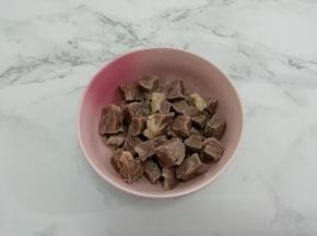 然后捞出，再用温水冲洗一遍