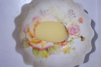 揉成非常非常光滑的面团盖保鲜膜备用