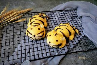 两只老虎跑的快