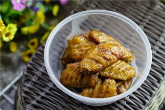 这样子一份聚餐小吃就完成啦。