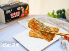 最爱吃煎带鱼，吃的时候啃掉2边的鱼刺，余下的就是一根鱼骨了，鱼肉鲜嫩。