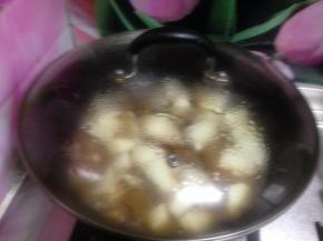 加盖直至萝卜软烂即可