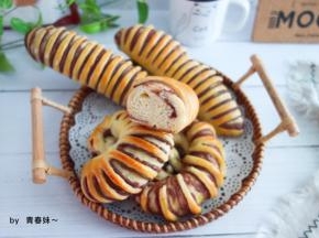 上色后盖上锡纸