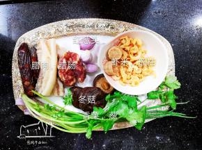 辅料准备好，洗净备用。
