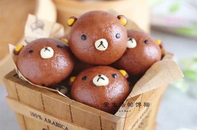 轻松熊豆沙包