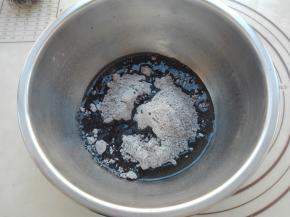 将所有油酥食材混合