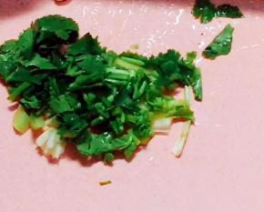 香菜切段