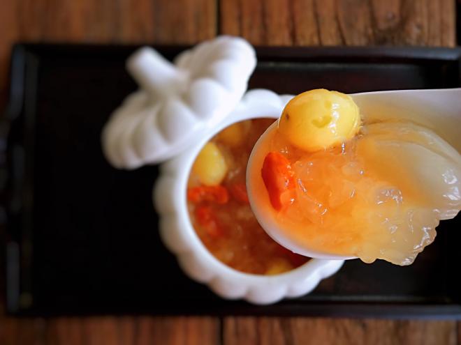 银耳百合银杏羹