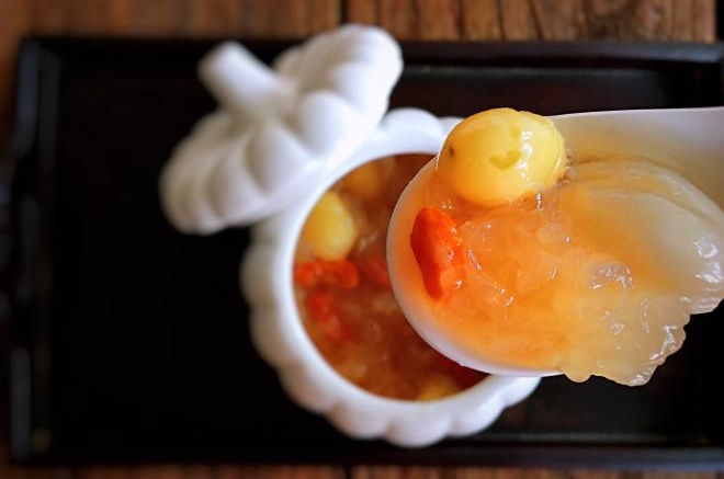 银耳百合银杏羹