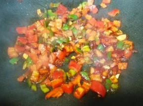 继续快速炒均匀。