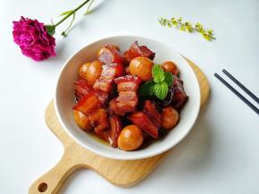 面对这碗肉和蛋一点抵抗力都没有。