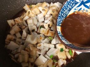 淋糖醋酱汁加少许鸡精