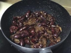 煮至枣肉软烂即可，大约40分钟。