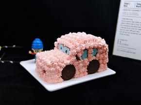 用剩下的奥利奥饼干做了后车镜。