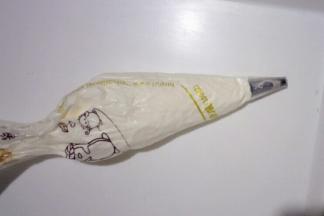 把淡奶油装入裱花袋