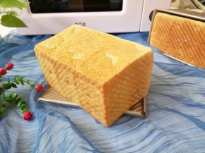 17、香甜、绵软的吐司做好啦，好想吃一口呀。