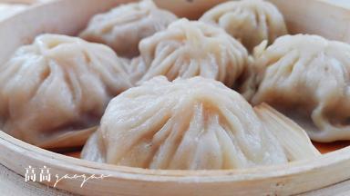 非常的好吃，儿子边吃边说：妈妈，你别都吃了呀，不然我都没有了。