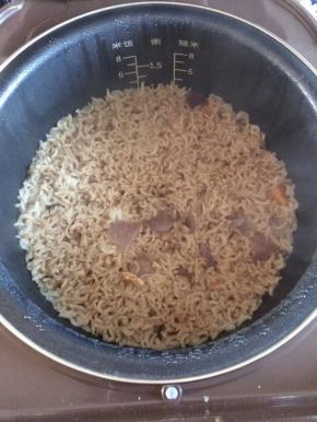 煮好了，用勺子上下拌匀即可。