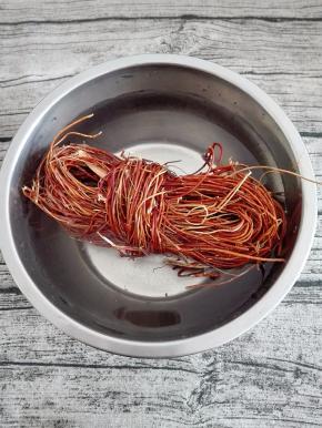 鸡骨草浸泡20分钟左右