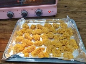 放入垫有锡纸的烤盘里