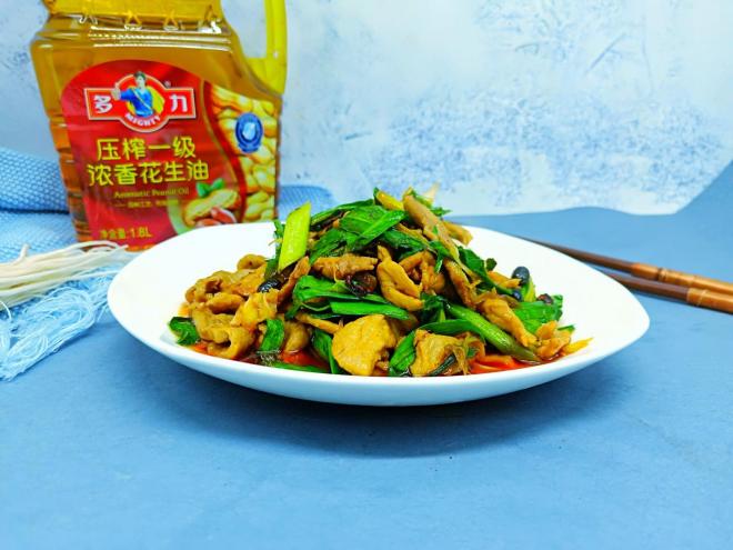 家常小菜【青蒜炒肉】