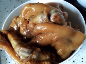 捞出沥干汤汁