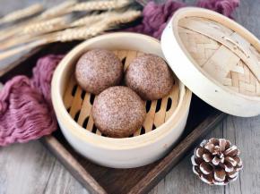 麦香浓郁，口感有点像窝头，很有嚼劲哦！