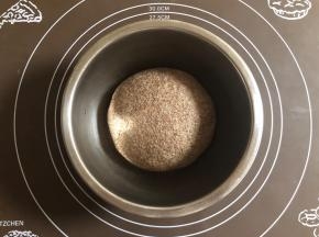面团发至两倍大即可。