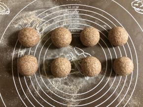 每个剂子揉成圆球