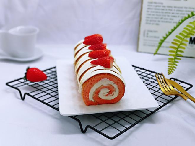 红丝绒奶油蛋糕卷