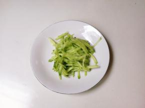 黄瓜擦成丝