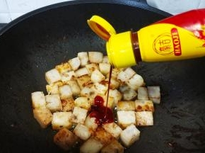 倒入豪吉川香汁