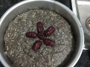 上锅蒸30分钟，焖5分钟