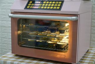 然后选择145度烤制25分钟，风炉烤更均匀，可以这样子好几层同烤，要是普通烤箱就不能这样子烤制哦。