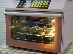 然后选择145度烤制25分钟，风炉烤更均匀，可以这样子好几层同烤，要是普通烤箱就不能这样子烤制哦。