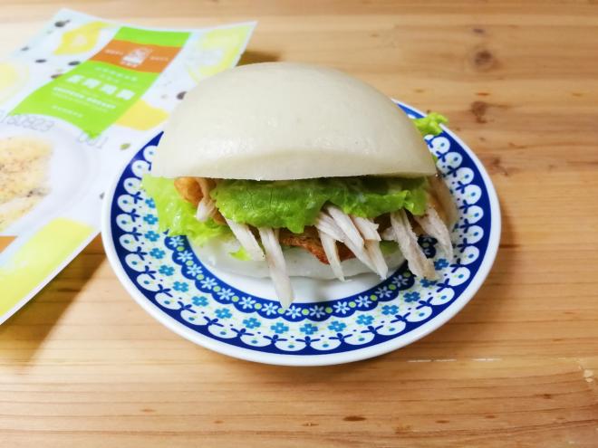 馒头夹鸡丝#太阳谷菜谱