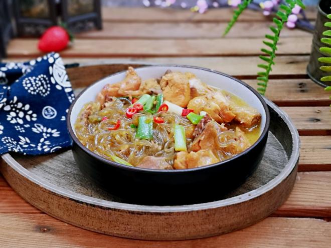 小鸡炖粉条