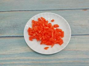 然后切成块，用料理机打打成汁