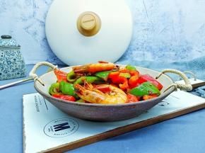 炒好的对虾肉质饱满，新鲜度高，口感也好。