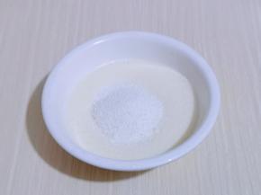 加入椰蓉，拌均匀。