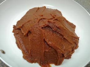 这是过过筛的枣泥，特别细腻。