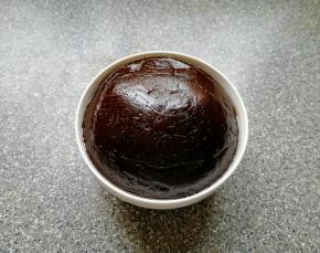 这是炒好的枣泥馅，大概860g左右。