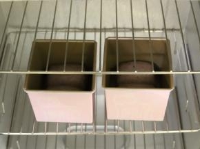 发酵箱设置温度为32度，湿度为75度，时间55分钟