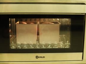 东菱烤箱设置170度，上下火下层，时间为30-32分钟