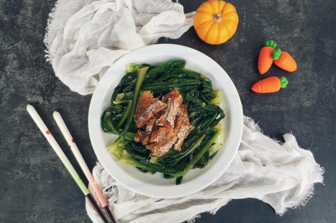 豆豉鲮鱼炒油麦菜