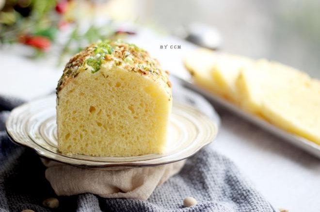 小葱肉松发糕————完胜面包的快手做法