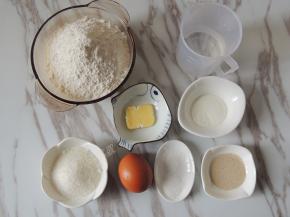 准备好所有的食材。